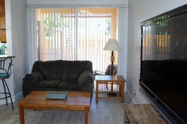 Building Photo - 8956 SE Mars Street  Hobe Sound FL 33455