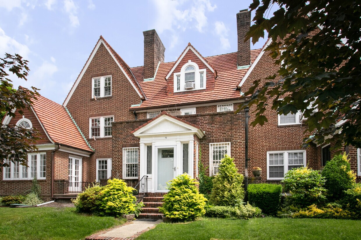 Foto principal - 16 Groton St