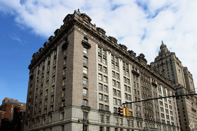 Building Photo - The Langham