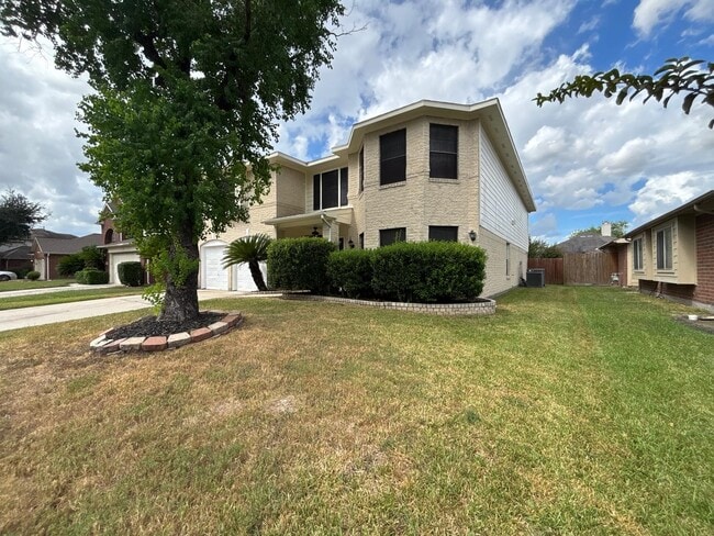 Foto del edificio - 2202 Laurel Branch Way