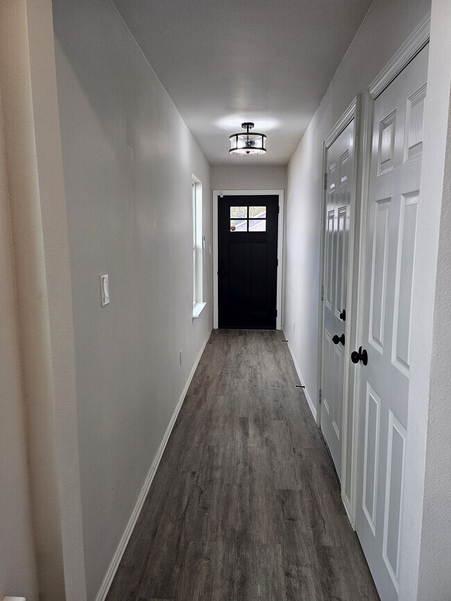 Foto del edificio - 2207 Anderson St