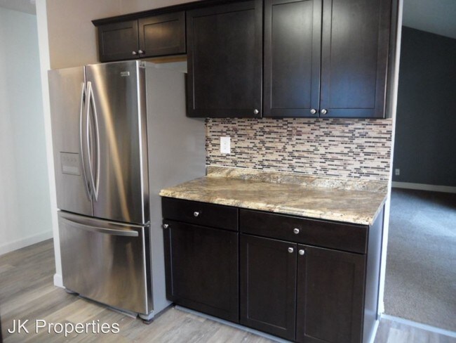 Foto del edificio - 5482 Adobe Falls Rd