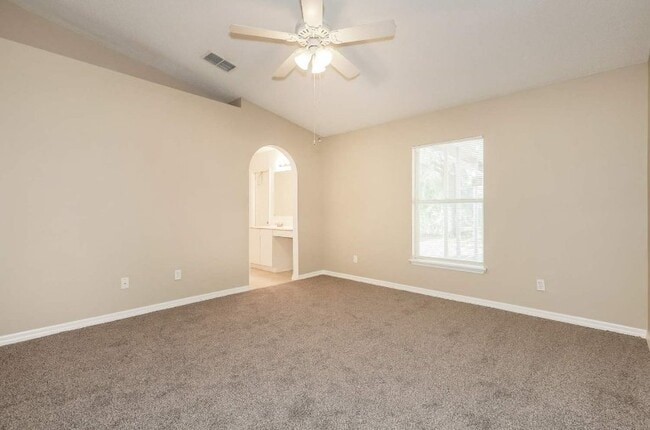 Building Photo - 4571 Tupello St