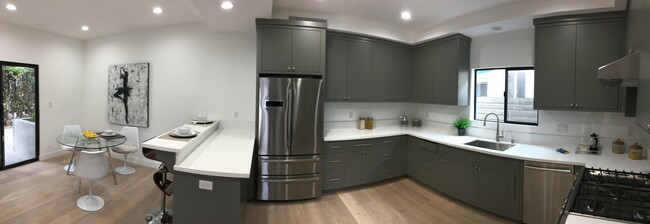 Kitchen - 3612 Kelton Ave