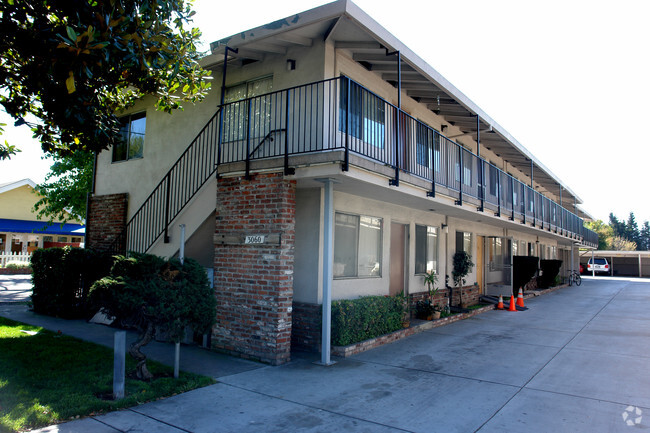 3060 - 3070 Moorpark Ave - 3060-3070 Moorpark Ave