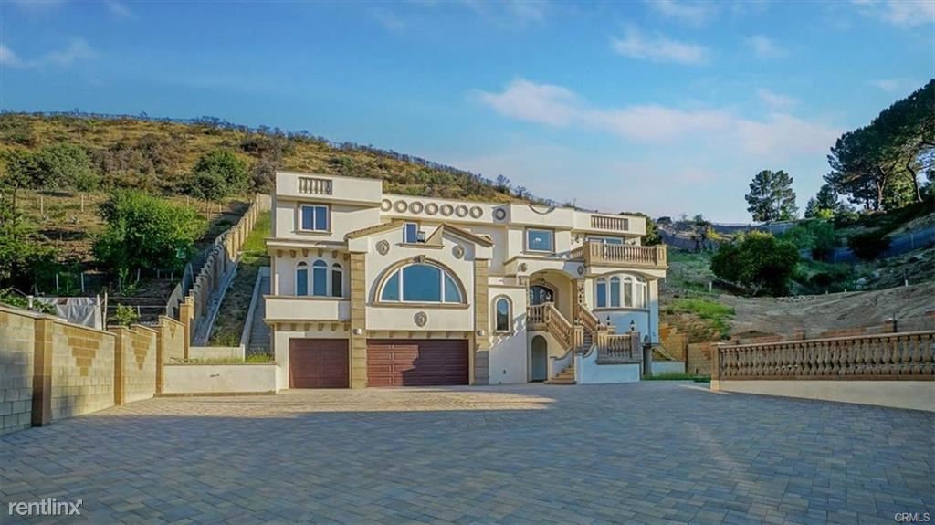 Foto principal - 5 br, 5 bath House - 10270 Sunland Blvd
