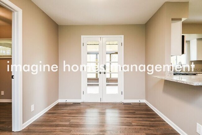 Foto del edificio - 1425 Bradford Drive