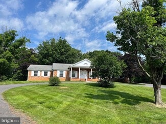 Building Photo - 2680 Northwestern Pike