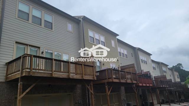 Building Photo - 601 Alexander Hills
