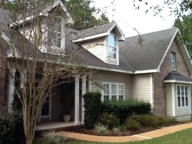 Building Photo - 11444 NW 18th Ln