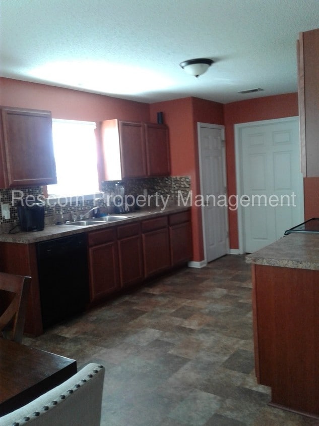 173 Kingston Ridge Road House for Rent in Kingston, GA