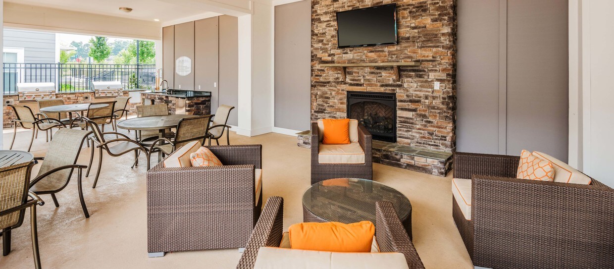 Stonefield Commons Apartments Charlottesville, VA