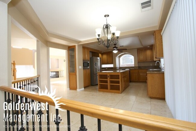 Foto del edificio - 5Bdm 2.5Ba Home in Coronado Ranch!