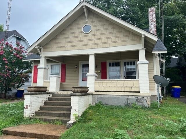 Primary Photo - 1048 Elm St