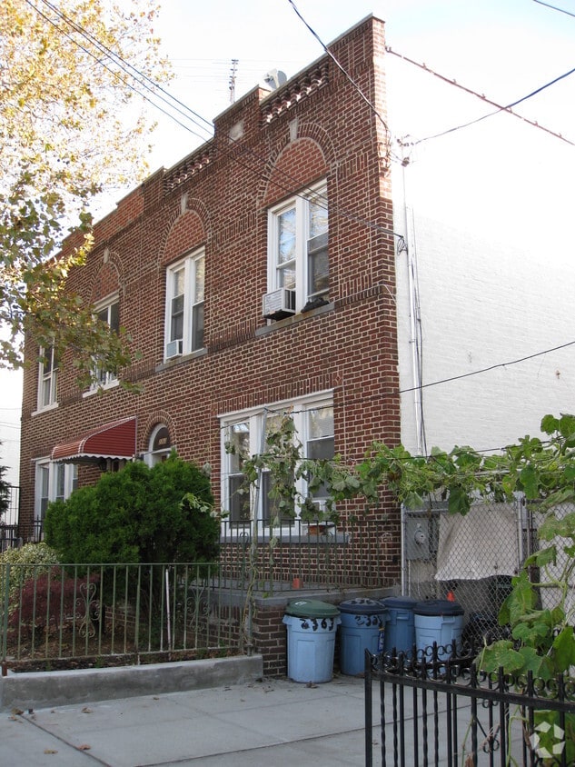 Building Photo - 2363 E 22nd St