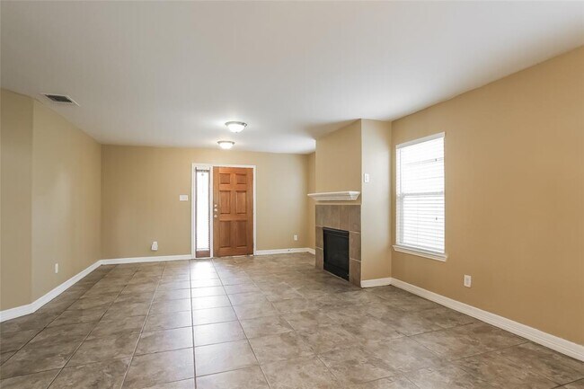 Building Photo - 20915 Clay Landing Ln