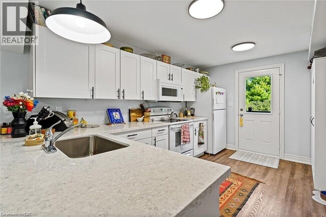 Photo du bâtiment - 159 Beech St