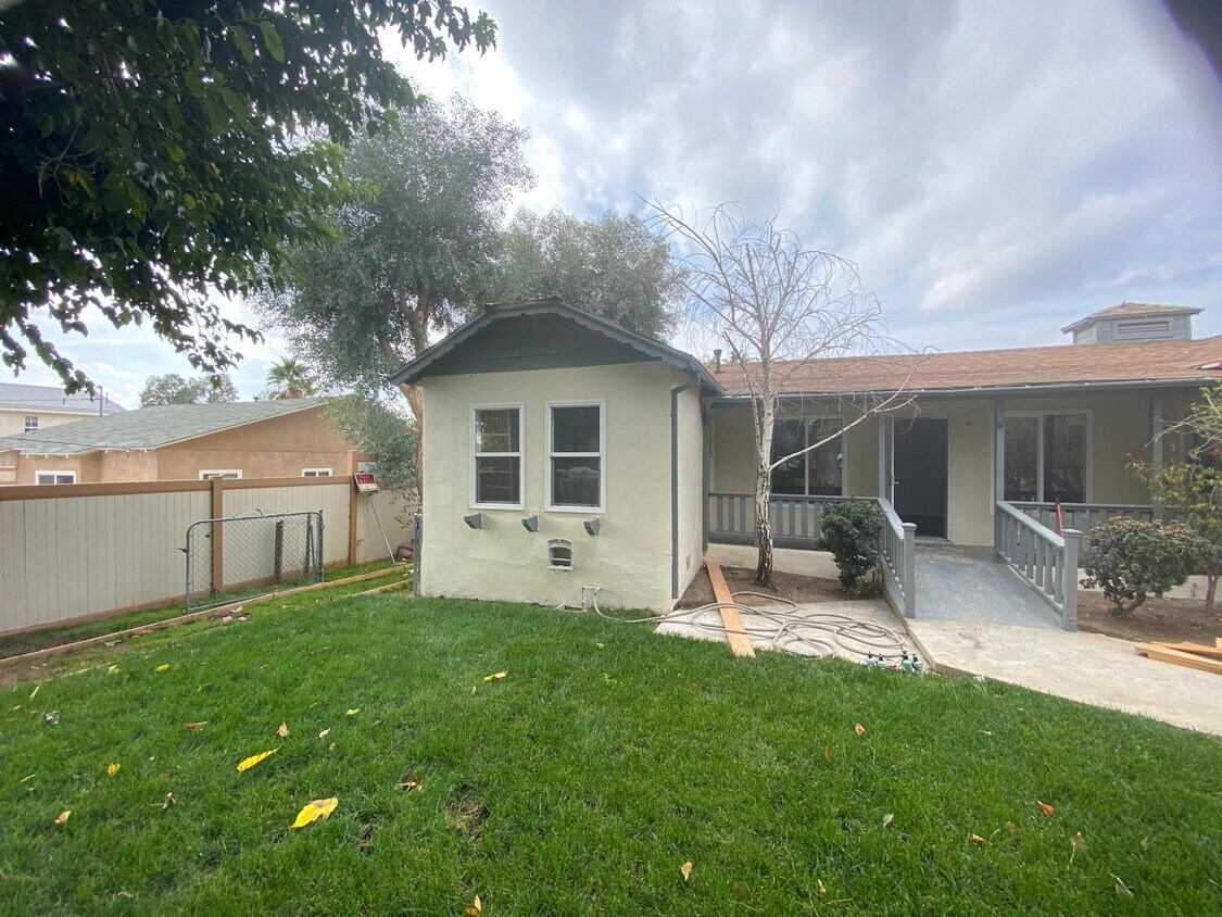 10427 Variel Ave, Chatsworth, CA 91311 House Rental in Chatsworth, CA