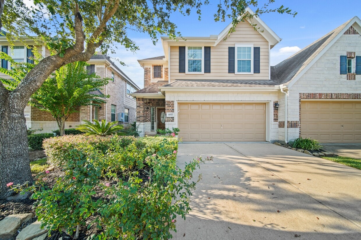 Primary Photo - 4027 Waterford Ln