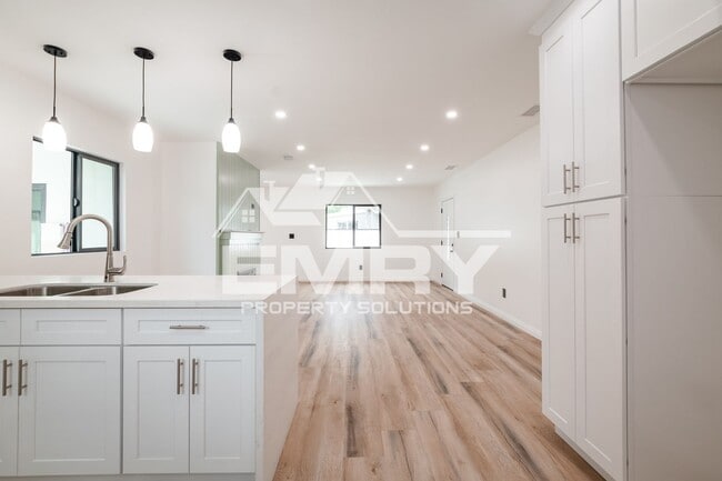 Photo - Amazing Deal 3 Bed 2 Bath House Arrington Ave Downey