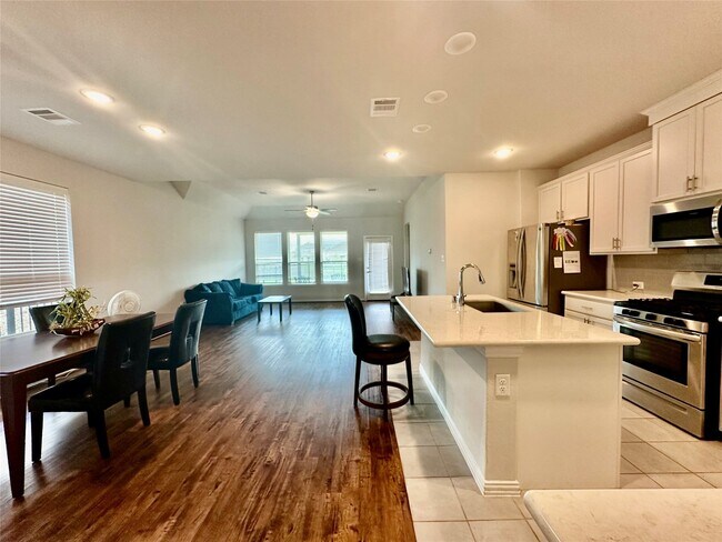 Foto del edificio - 217 Bonita Beach Dr