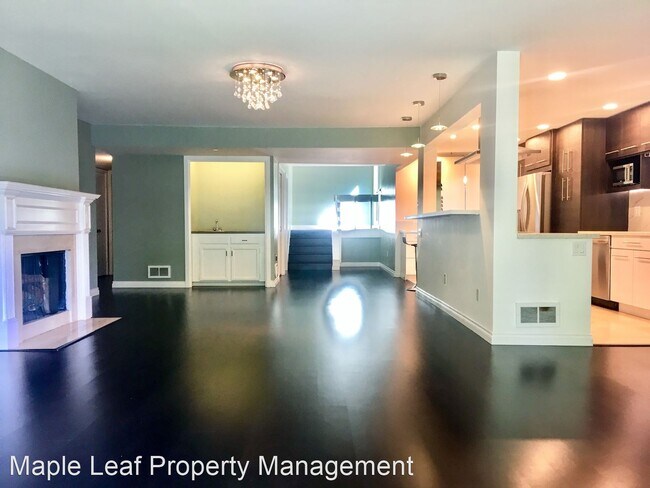 Foto del edificio - 2 br, 2 bath House - 1548 NE 140th St #F-2