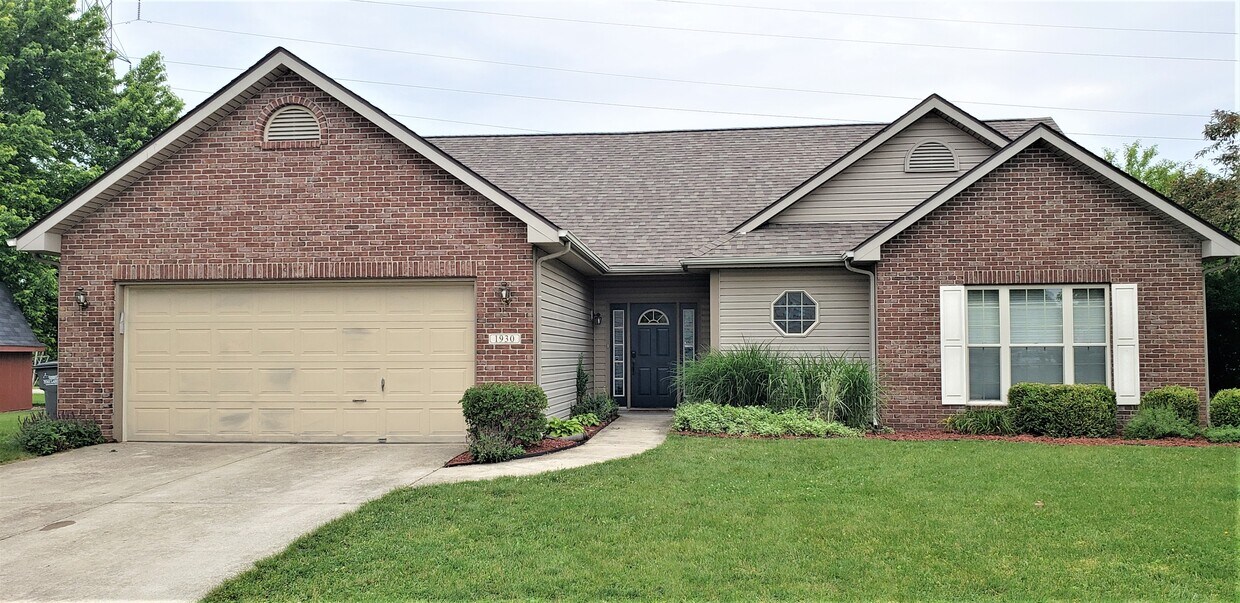 Foto principal - 1930 Blueberry Ln