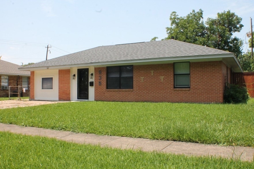 Photo - 935 Creager Street Unit