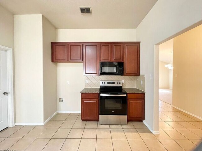 Foto del edificio - 4 Bedroom 1 story Duncanville ISD