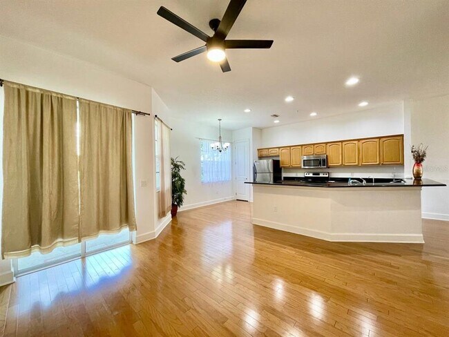Foto del edificio - 8626 Miramar Terrace Cir