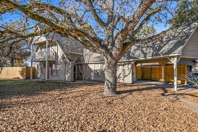Foto del edificio - 3214 Heatherwood Dr