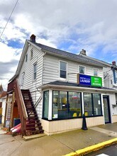 Building Photo - 1102 2nd St