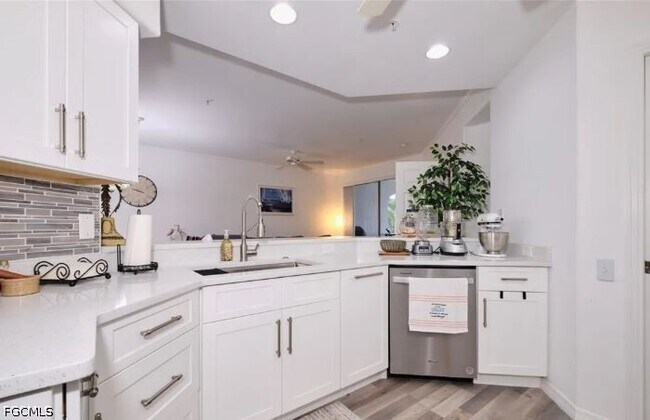 Foto del edificio - 9140 Southmont Cove