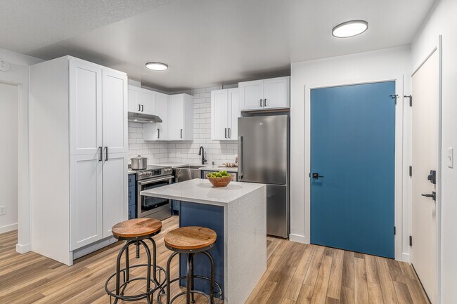 MODERN KITCHEN - 10417 E 4th Ave