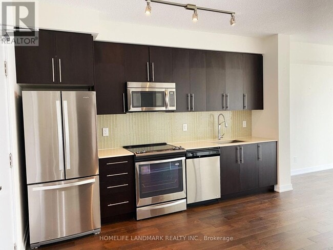 Building Photo - 510 Curran Place