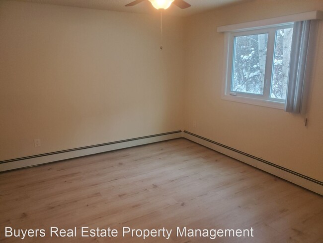 Building Photo - 1 br, 1 bath House - 3630 East 42nd Circle