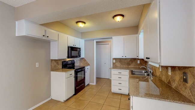 Building Photo - 106 Sahoma Terrace
