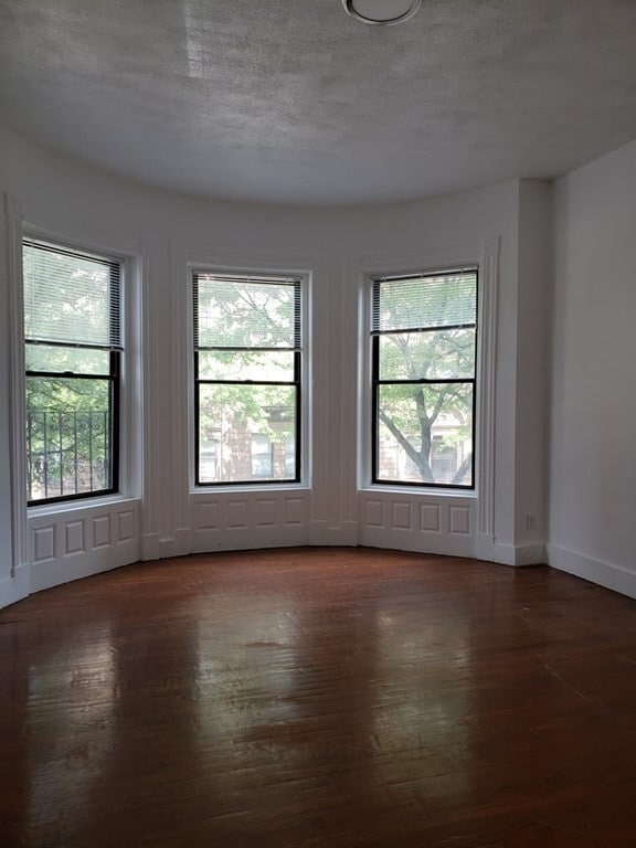 Building Photo - 47 Massachusetts Ave