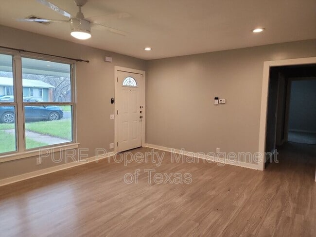 Building Photo - 5308 Overbrook Dr