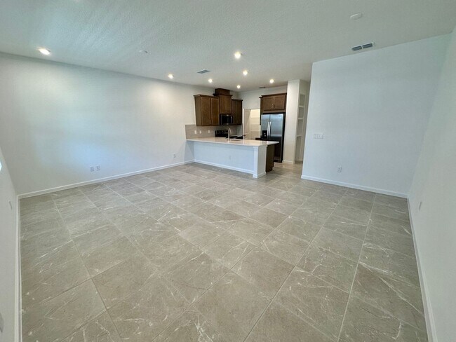 Building Photo - Winter Springs Town Center Area - 3 Bedroo...