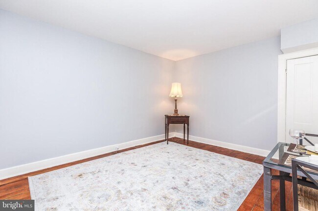 Foto del edificio - 1210 Bolton St