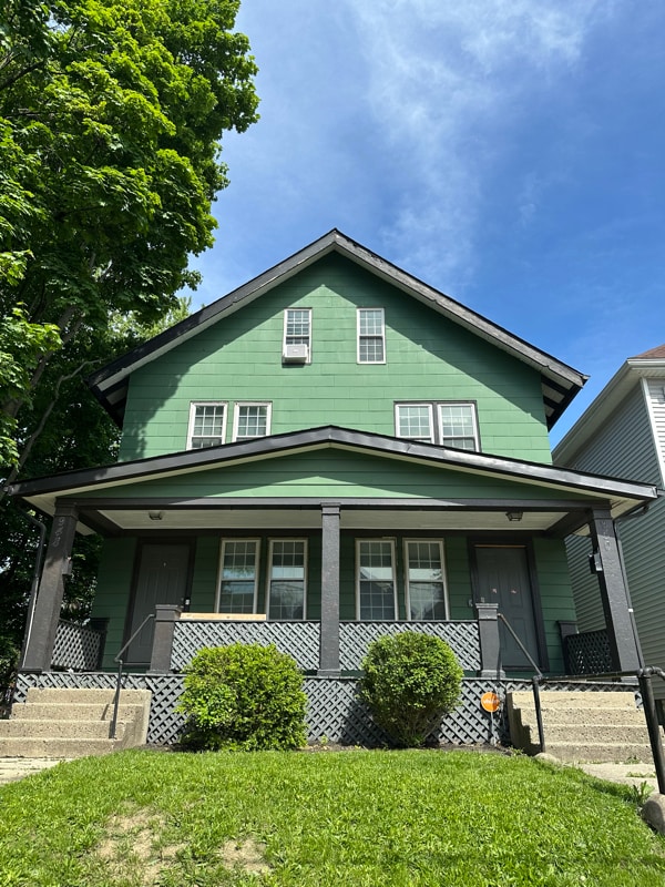 Building Photo - 948-950-950 S Champion Ave