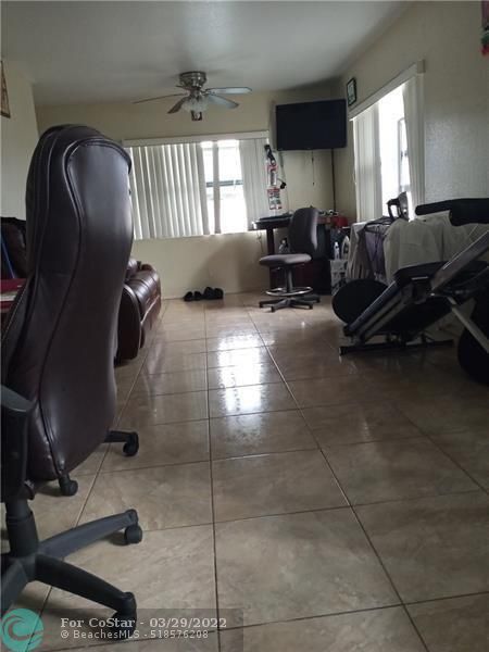Foto del edificio - 1521 NW 43rd Ave