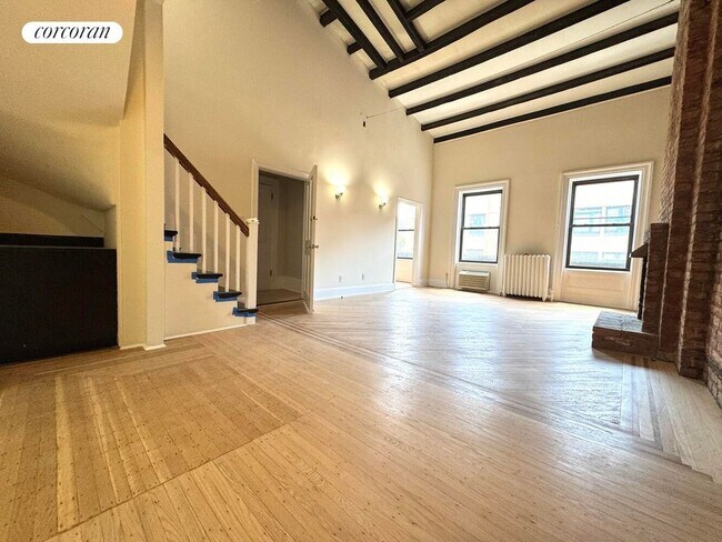 Foto del edificio - 331 W 18th St