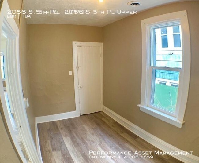 Building Photo - 2 bedroom in Milwaukee WI 53204