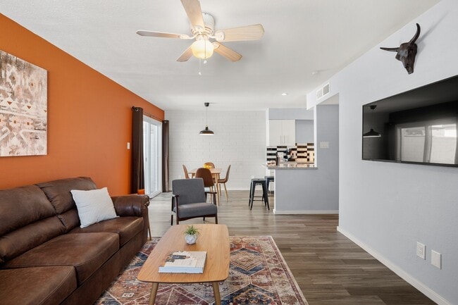 Building Photo - 1 Bedroom apartment in north Tempe!