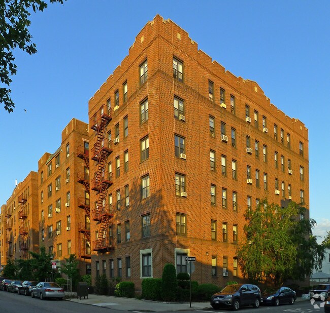 Building Photo - 7002 RIDGE BLVD