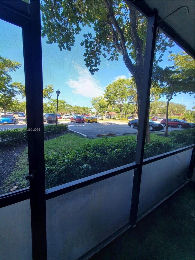 Foto del edificio - 5550 NW 44th St