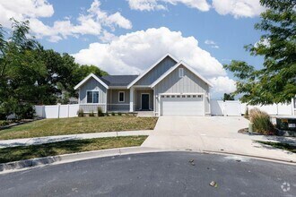 Building Photo - 53 E Paradise Ct