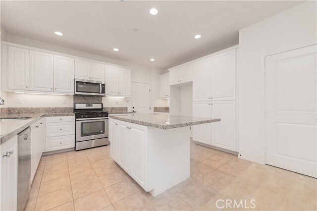 Building Photo - 156 Parkwood